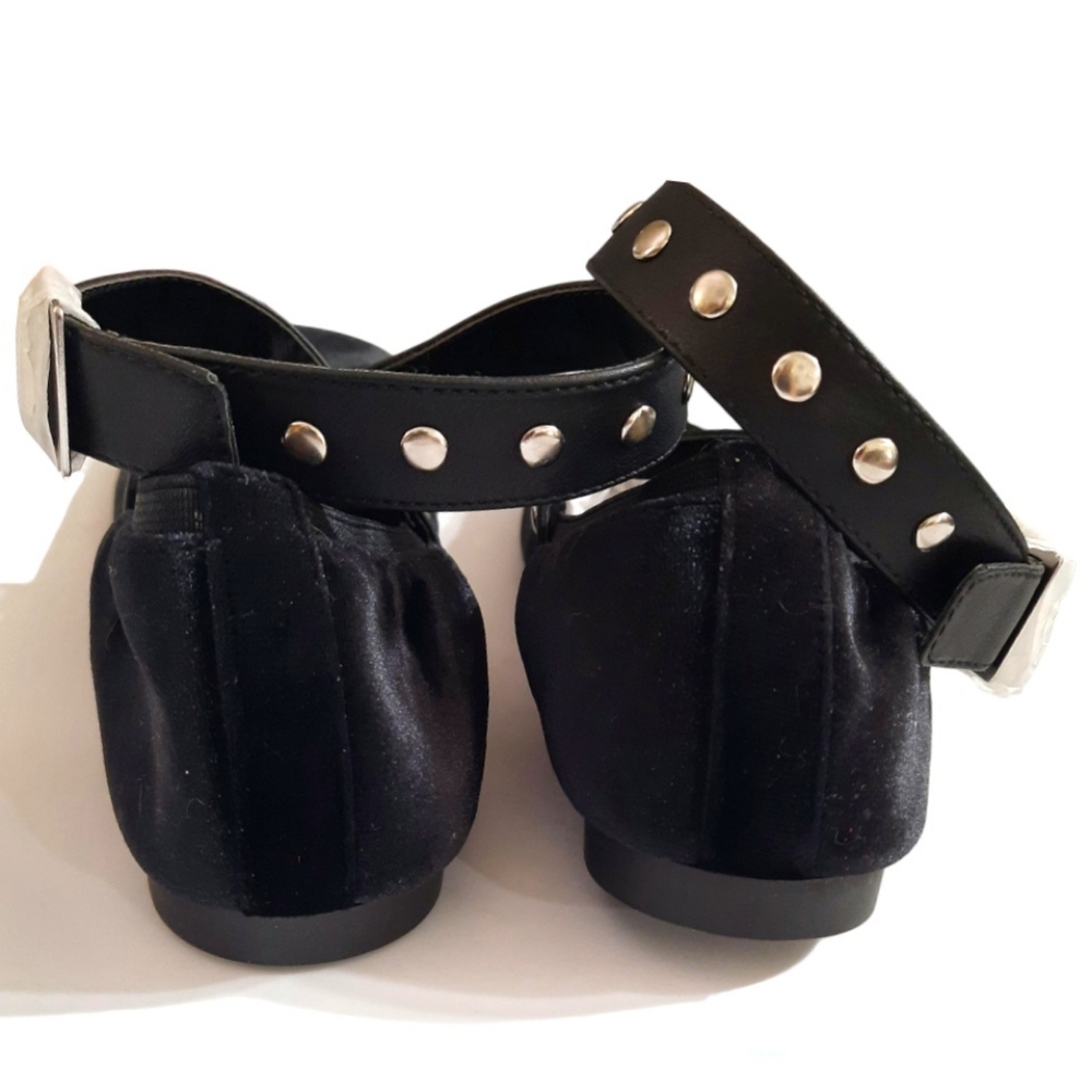 CHARLES DAVID Stud Ballet Flat Black Velvet Ankle Strap Whimsigoth NWOT 7.5 - Picture 7 of 8